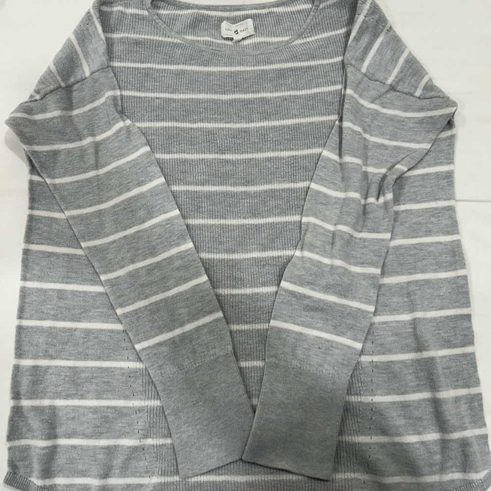 Lou & Grey Heathered Gray Knit Top